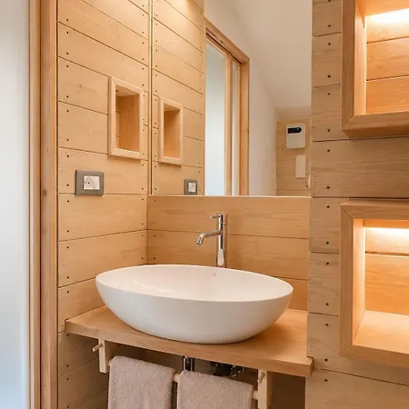Wid House Tiny 2b * CASTELBIANCO